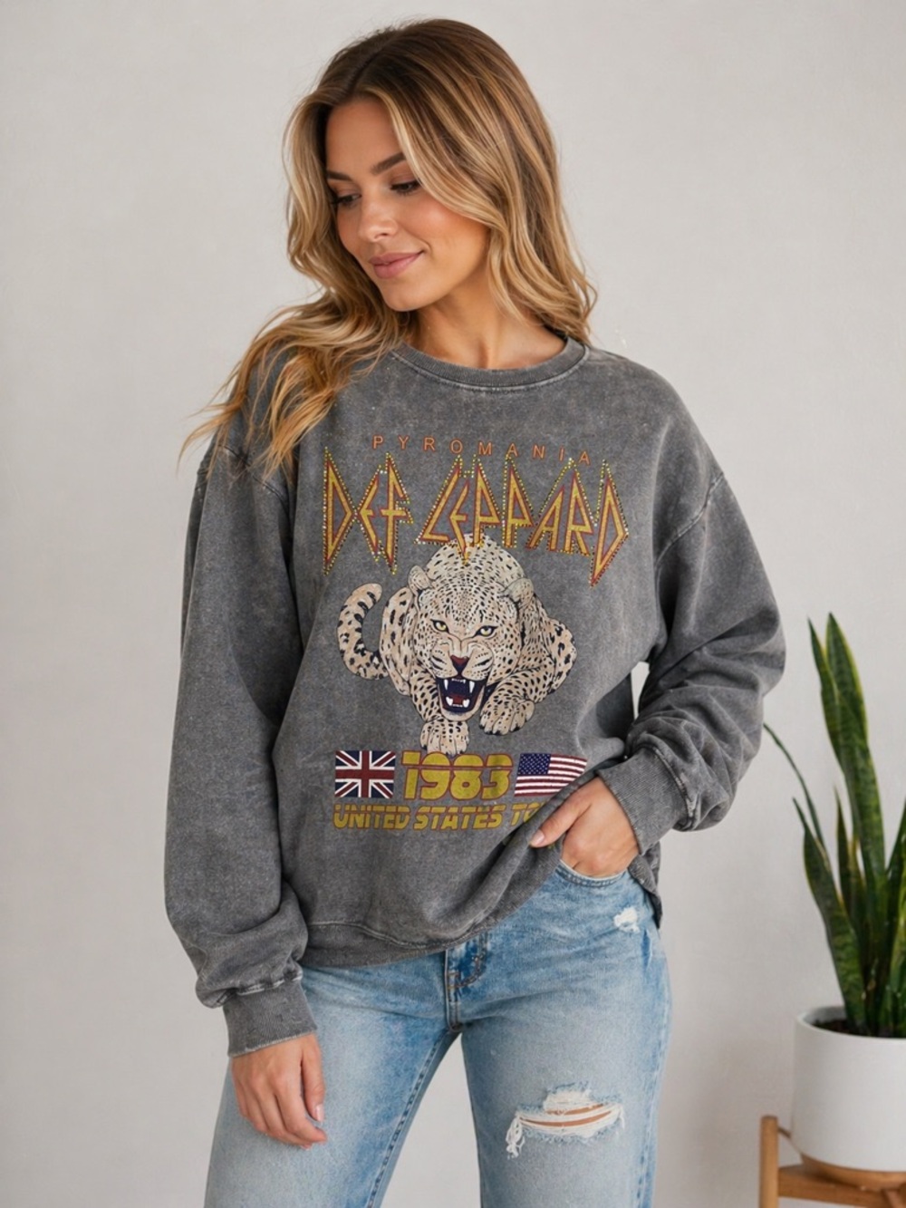 Def Leopard Pyromania Logo 1983 Tour Washed Gray‎ Bejeweled Crewneck Sweater